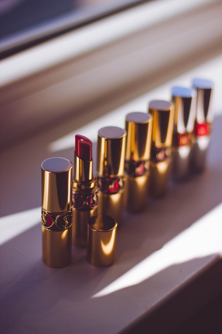 lipstick, lipstick tubes, makeup, red, lipstick, lipstick, makeup, makeup, makeup, makeup, makeup