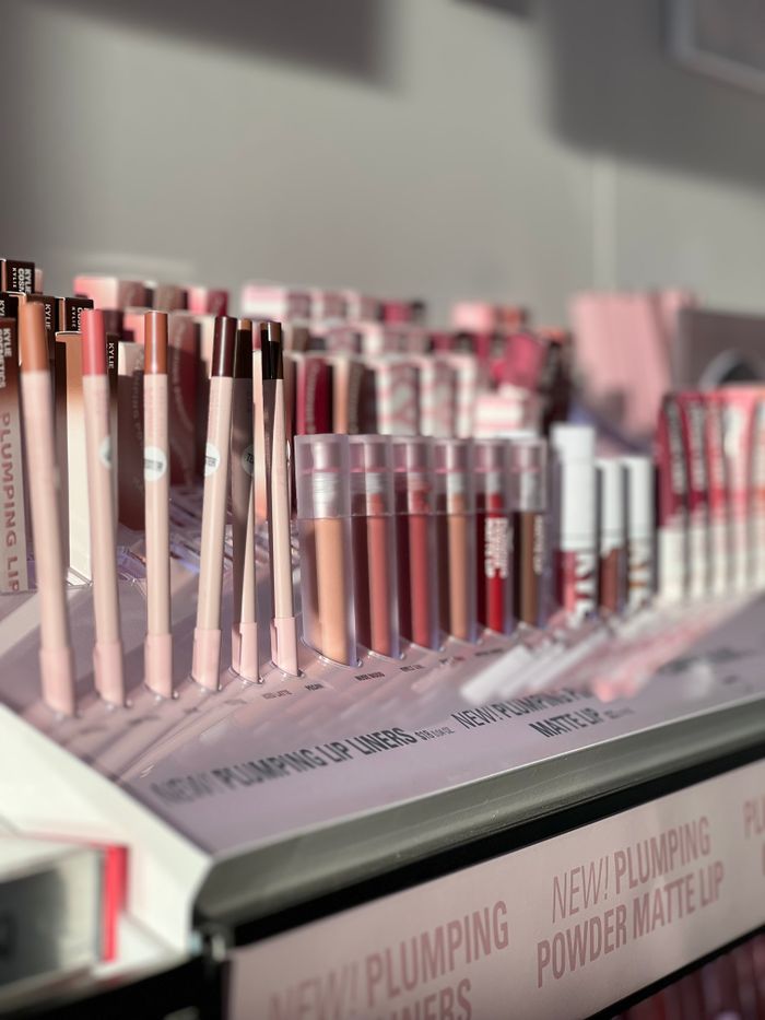 beginner makeup kit essentials